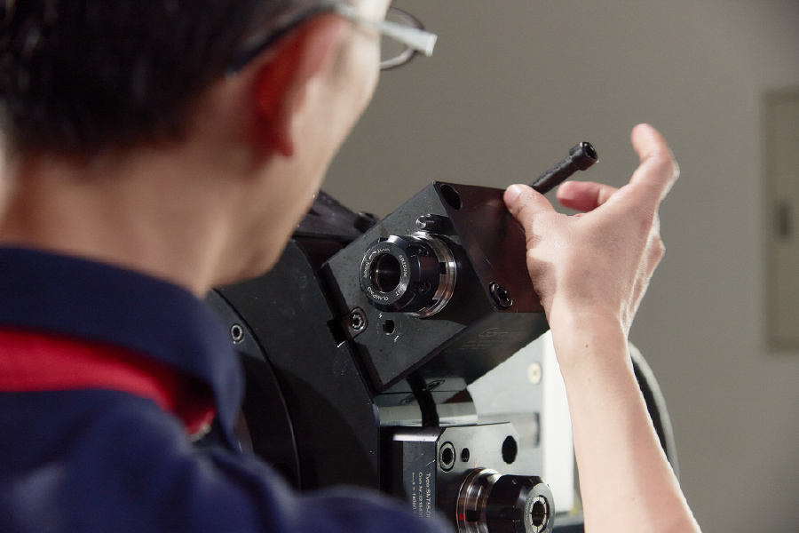 high-speed-direct-drive-power-turret-precision-machining-gpm-pmc